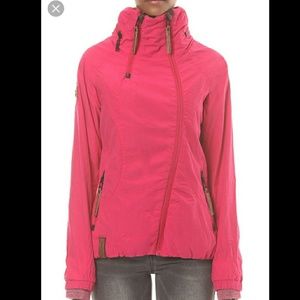 Forrester VI Naketano